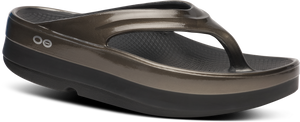 OOmega Luxe Titanium Mirror รองเท้าเพื่อการฟื้นฟู