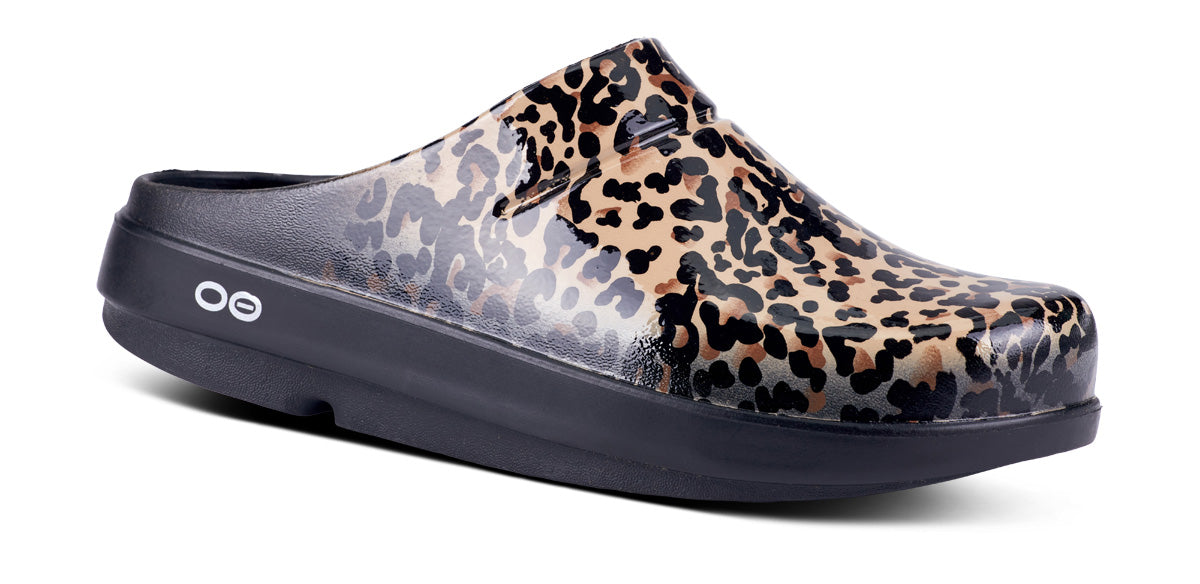 OOcloog Luxe Leopard Limited - รองเท้าเพื่อการฟื้นฟู