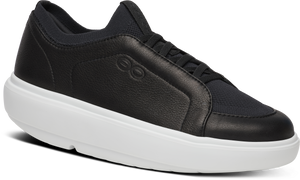 OOFOS - OOmg+ Club White Black (Mens) รองเท้าเพื่อการฟื้นฟู