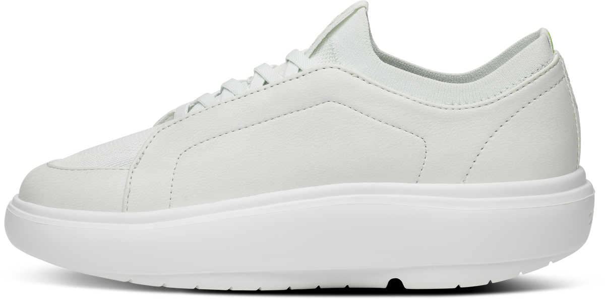 OOFOS - OOmg+ Club White (Mens) รองเท้าเพื่อการฟื้นฟู
