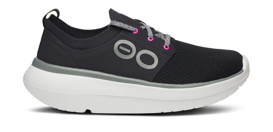 OOFOS Womens OOmy Stride White Black - รองเท้าเพื่อสุขภาพ นุ่มสบาย