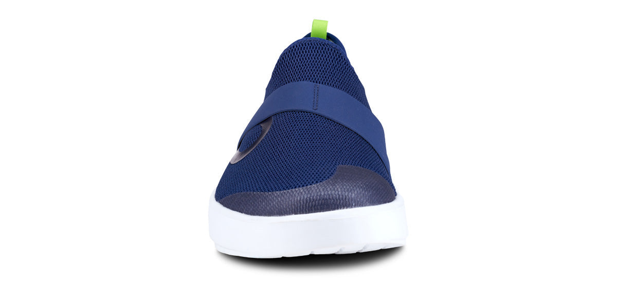 MEN'S OOMG LOW White/Navy - รองเท้าเพื่อการฟื้นฟู (สินค้าโปรโมชั่น รับคืนไม่รับเปลี่ยน)