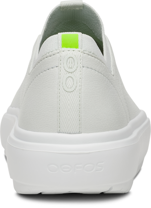 OOFOS - OOmg+ Club White (Mens) รองเท้าเพื่อการฟื้นฟู