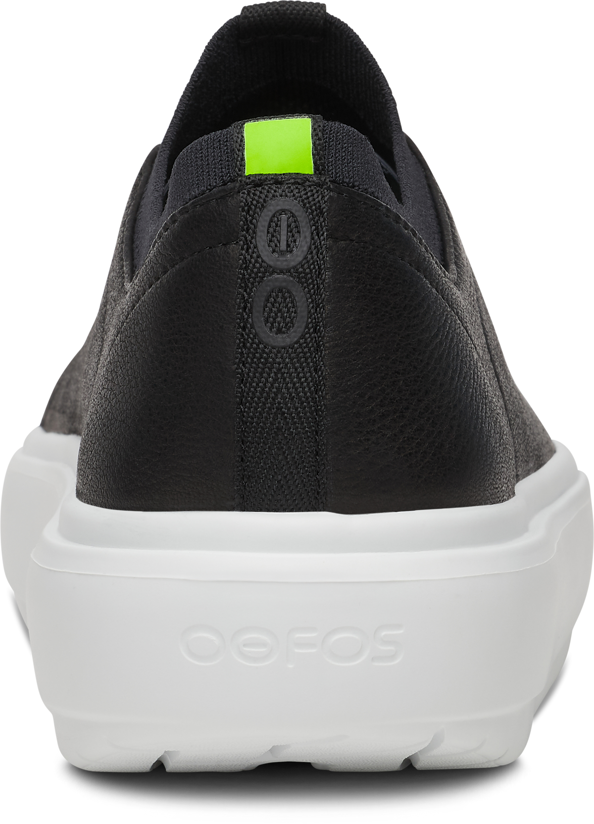 OOFOS - OOmg+ Club White Black (Mens) รองเท้าเพื่อการฟื้นฟู