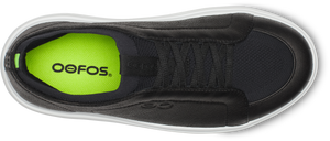 OOFOS - OOmg+ Club White Black (Mens) รองเท้าเพื่อการฟื้นฟู