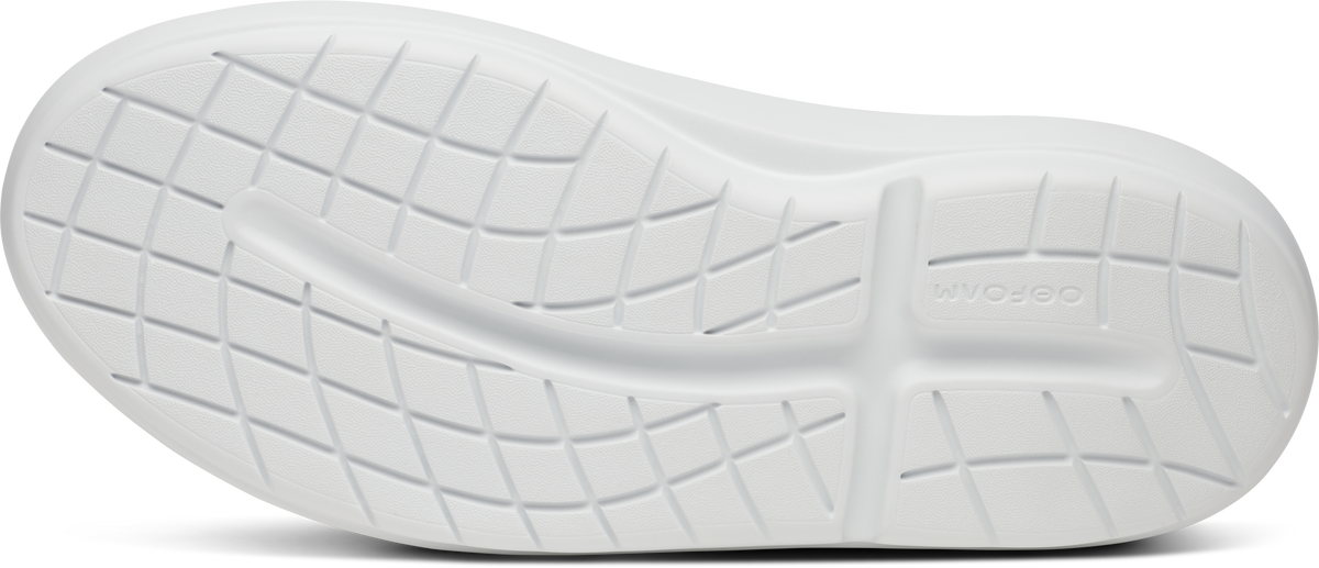 OOFOS - OOmg+ Club White Black (Mens) รองเท้าเพื่อการฟื้นฟู