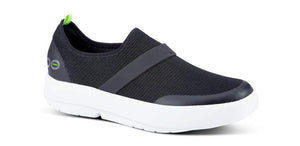 OOFOS WOMEN'S OOMG LOW White/Black - รองเท้าเพื่อสุขภาพ นุ่มสบาย