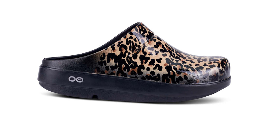 OOFOS OOcloog Luxe Leopard Limited - รองเท้าเพื่อสุขภาพ นุ่มสบาย