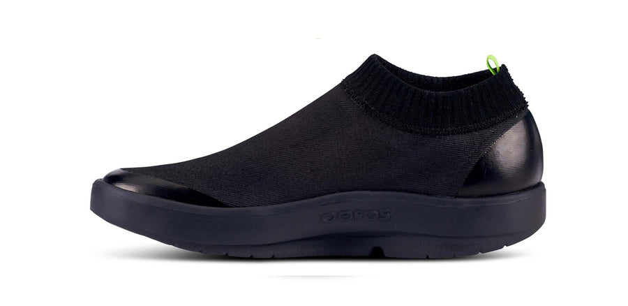 MEN'S OOMG EEZEE MID SHOE BLACK/BLACK - รองเท้าเพื่อการฟื้นฟู