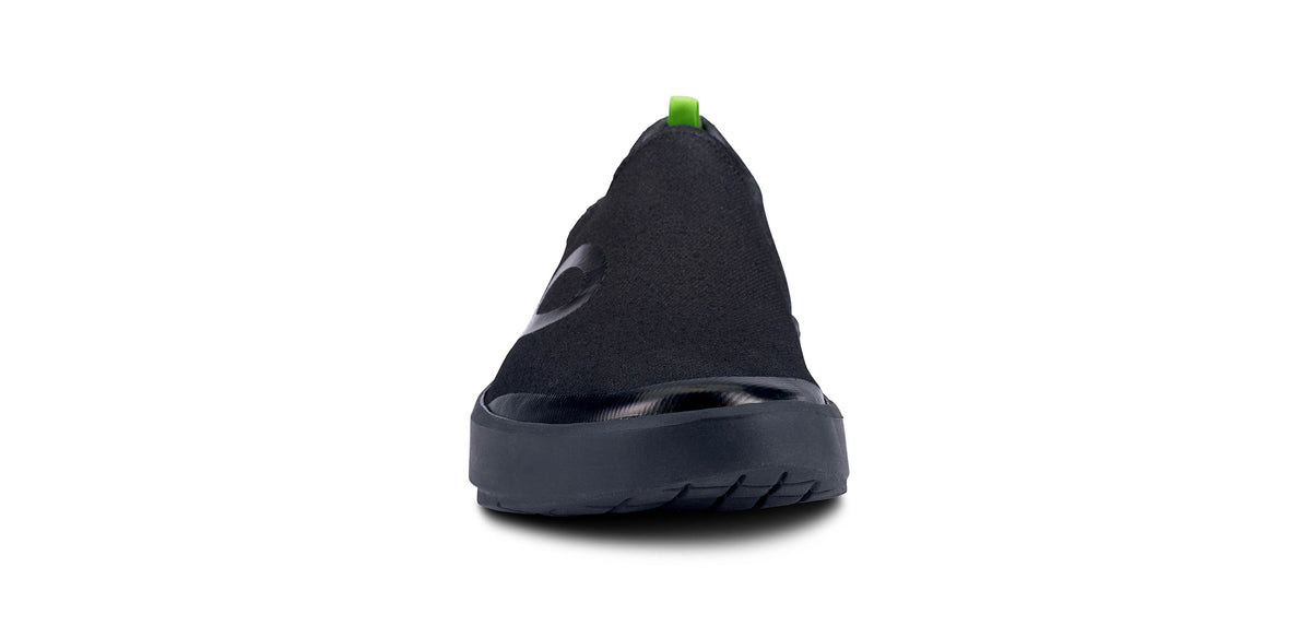 MEN'S OOMG EEZEE LOW Black/Black - รองเท้าเพื่อการฟื้นฟู