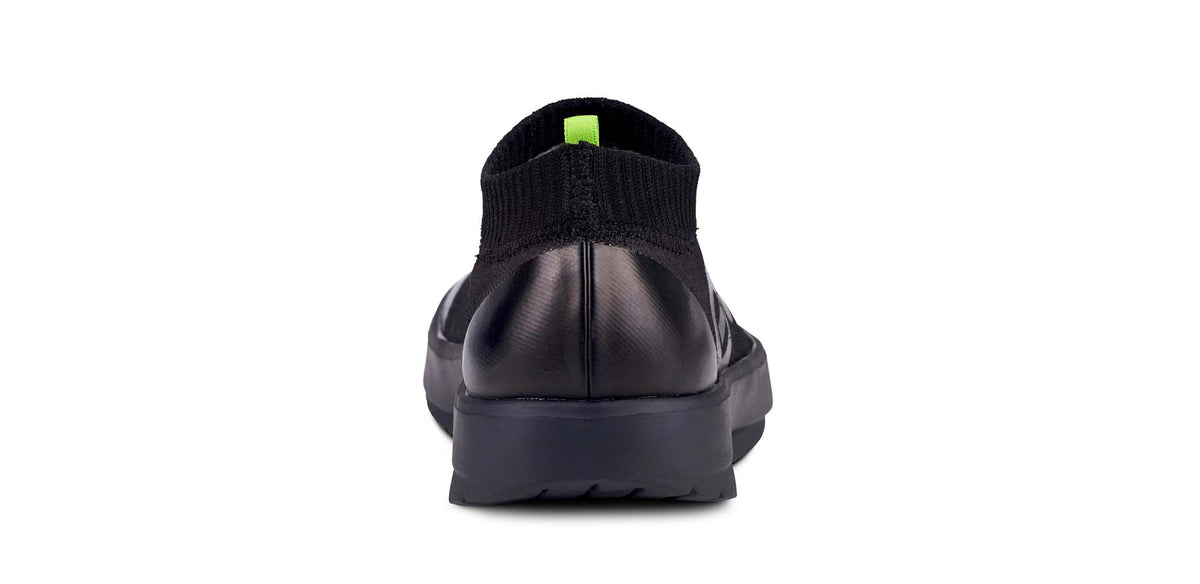 MEN'S OOMG EEZEE MID SHOE BLACK/BLACK - รองเท้าเพื่อการฟื้นฟู