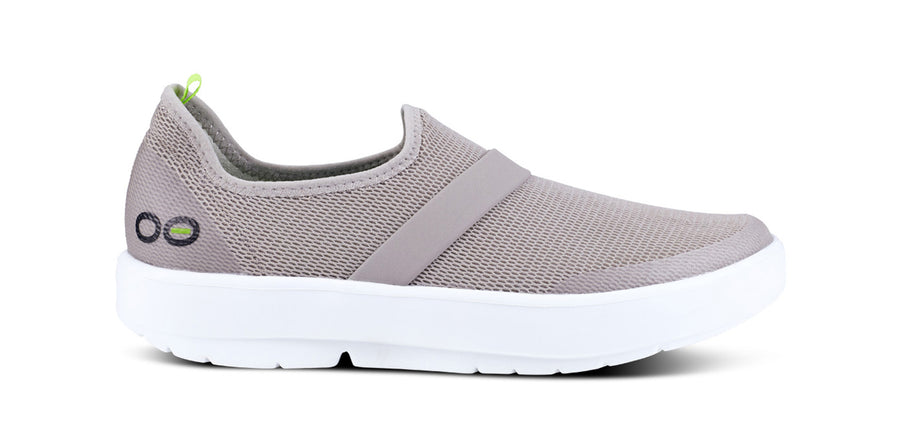 OOFOS WOMEN'S OOMG LOW White/Gray - รองเท้าเพื่อสุขภาพ นุ่มสบาย