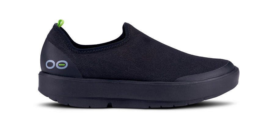 Womens OOmg EEzee Low Black/Black - รองเท้าเพื่อการฟื้นฟู