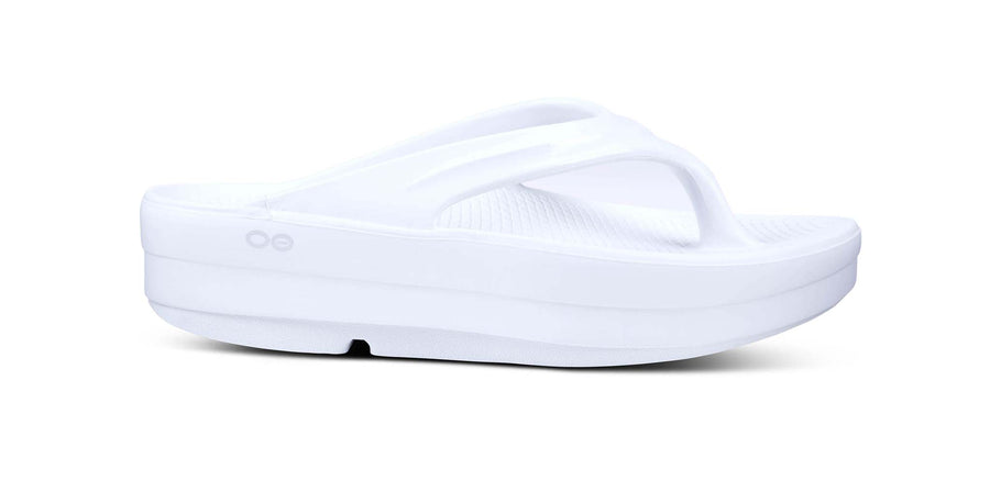 OOFOS OOmega White - รองเท้าเพื่อสุขภาพ นุ่มสบาย