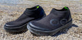 MEN'S OOMG EEZEE MID SHOE BLACK/BLACK - รองเท้าเพื่อการฟื้นฟู